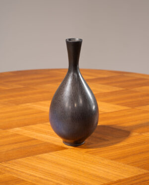 Berndt Friberg, Vase