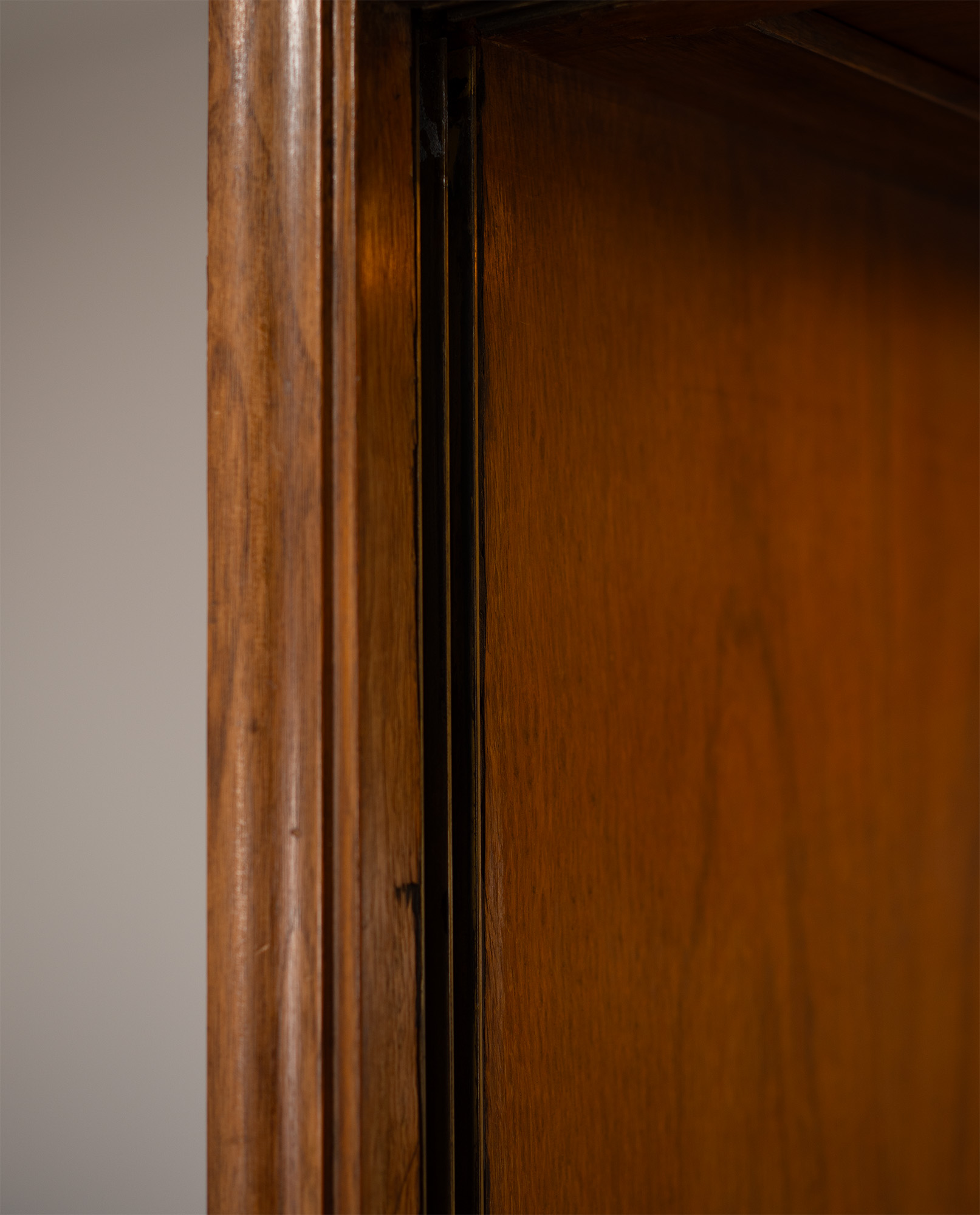 Italian Production, Double Face Cabinet - Image 14